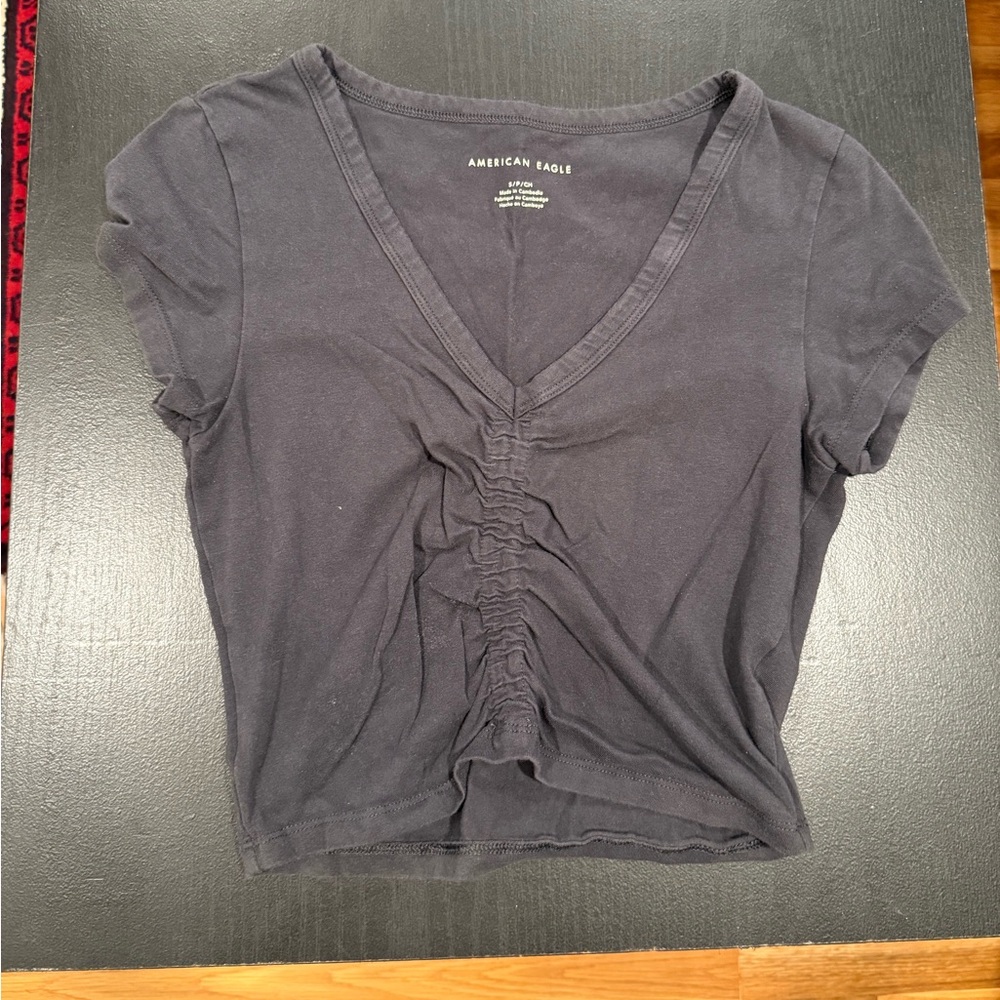 American Eagle Outfitters Women's Dark Gray Cropped Ruched V-Neck Tee